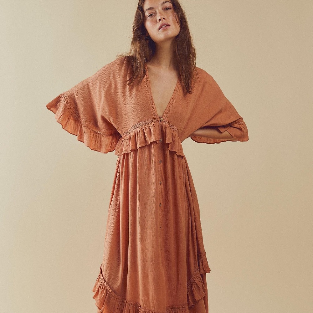 Free People Paradiso Maxi Dress in Sandstone